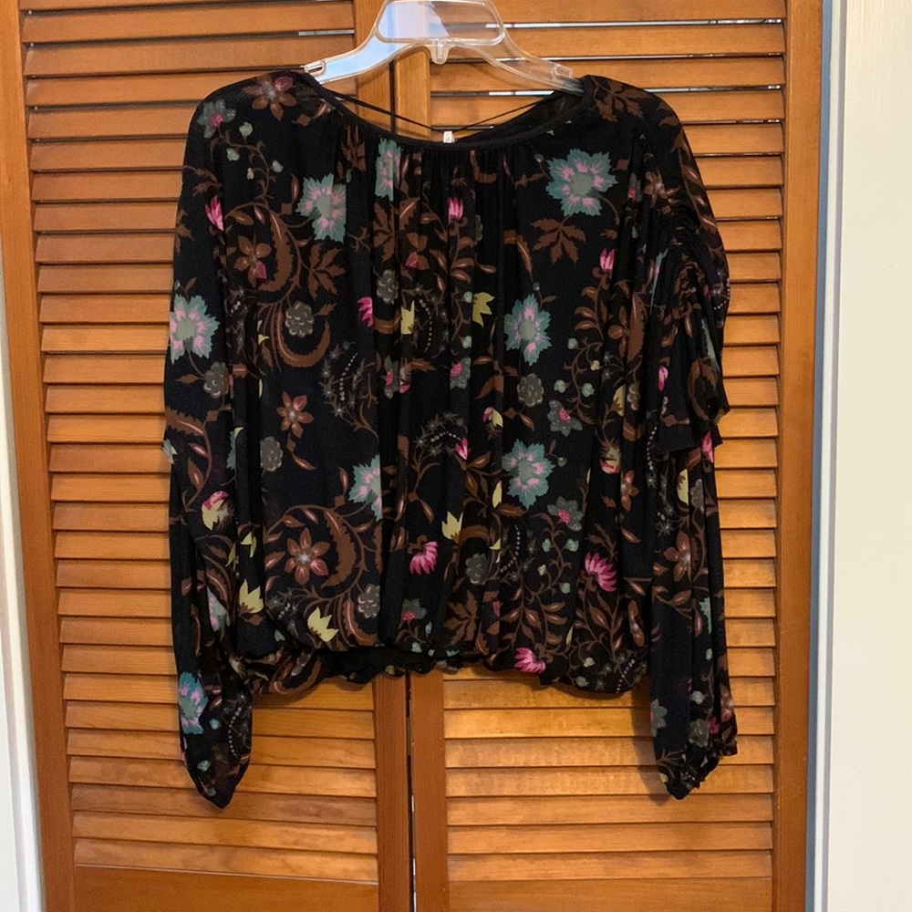 Free People Top NWT SizeS, Black with Pink,Gray,Brown Flowers, Sheer with Lining